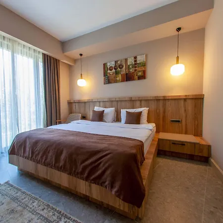 Melekona House Отель 3*