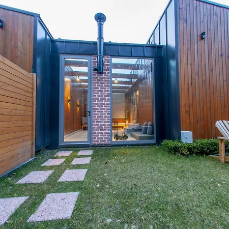 Melekona House 3*