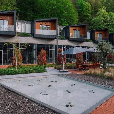 Melekona House 3*